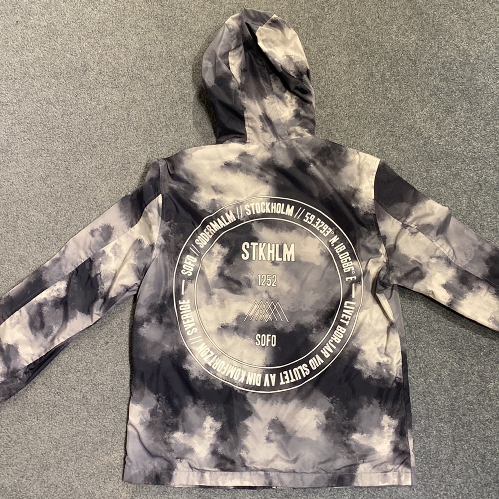 Asos - Picture 2 of 3